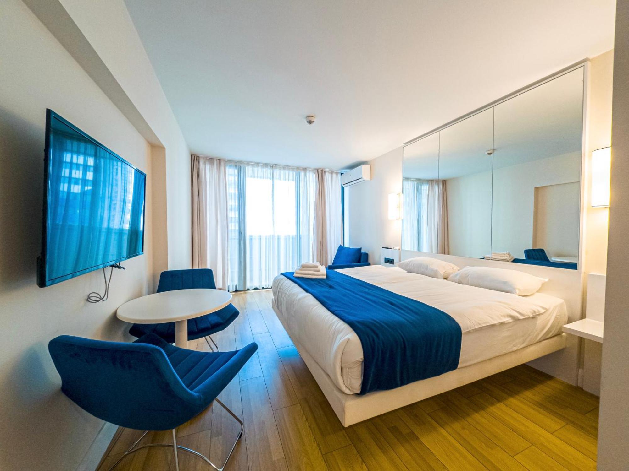 Cozy City Apartments In Orbi Batumi Exterior foto